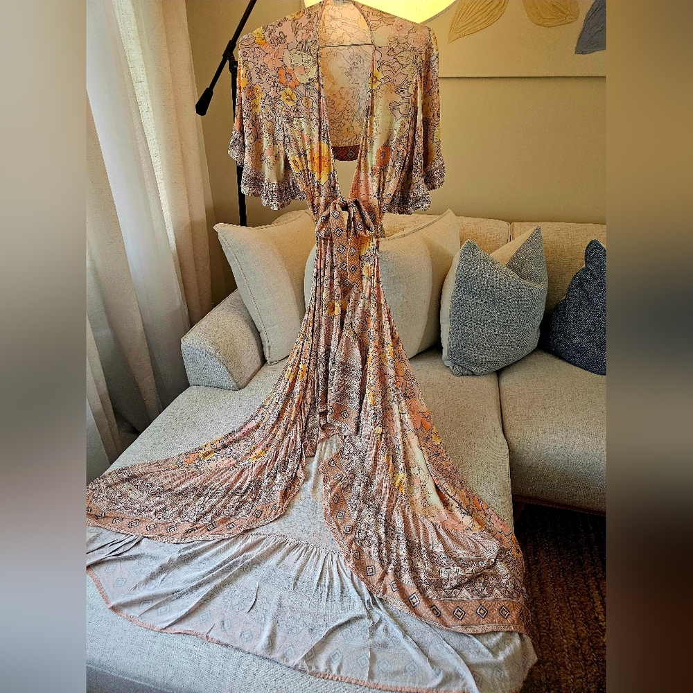 Spell and the Gypsy Collective Amethyst Bambi Dress in Blush - Picture 8 of 12